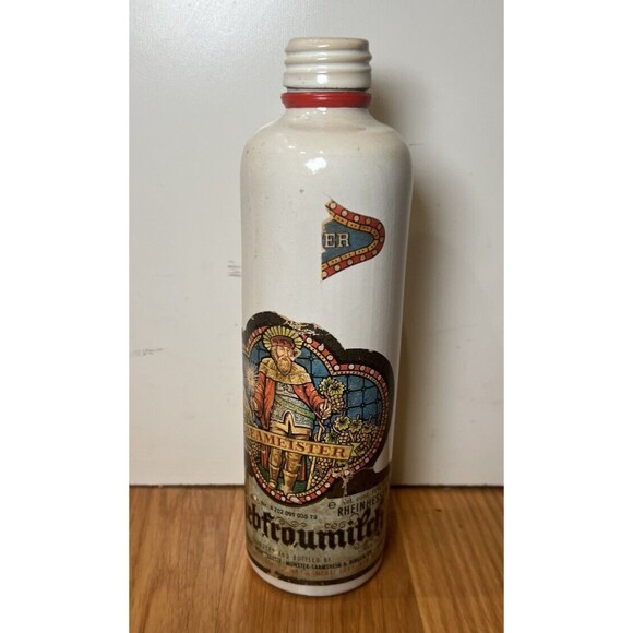 BEAMEISTER  1975  LIEBFRAUMILCH     JAMES  BEAM CERAMIC  WINE  BOTTLE 0.35L - Picture 1 of 6